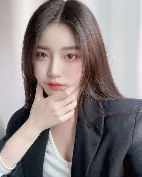 漂亮女邻居夹得好紧好爽
